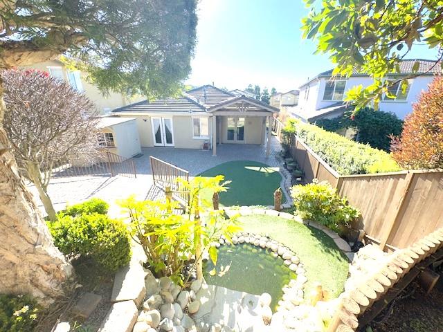 4825 Peninsula Point DR