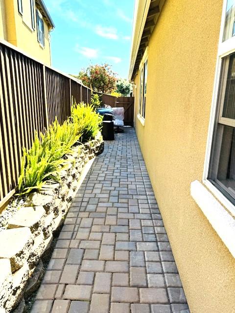 4825 Peninsula Point DR