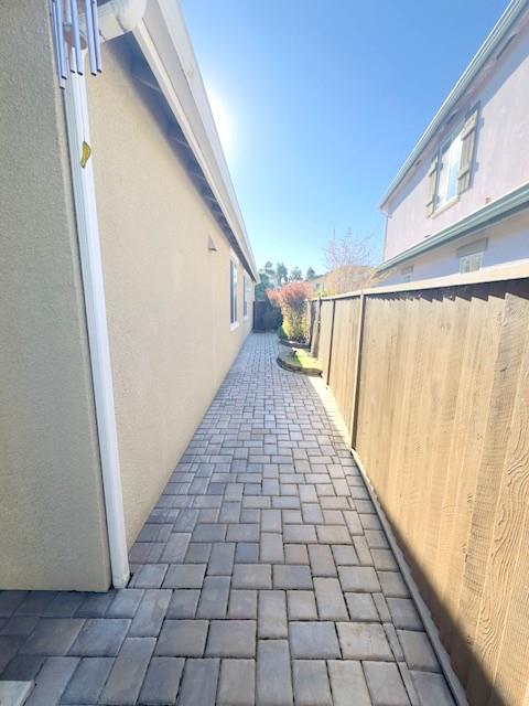 4825 Peninsula Point DR