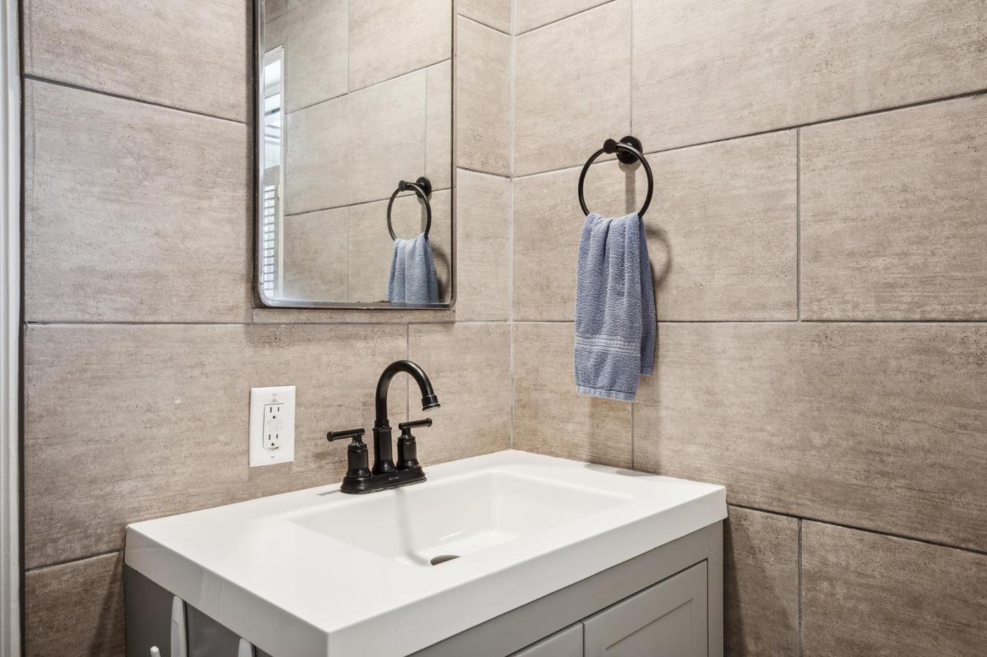 0 NE Corner of Perry Newberry & 5th AVE