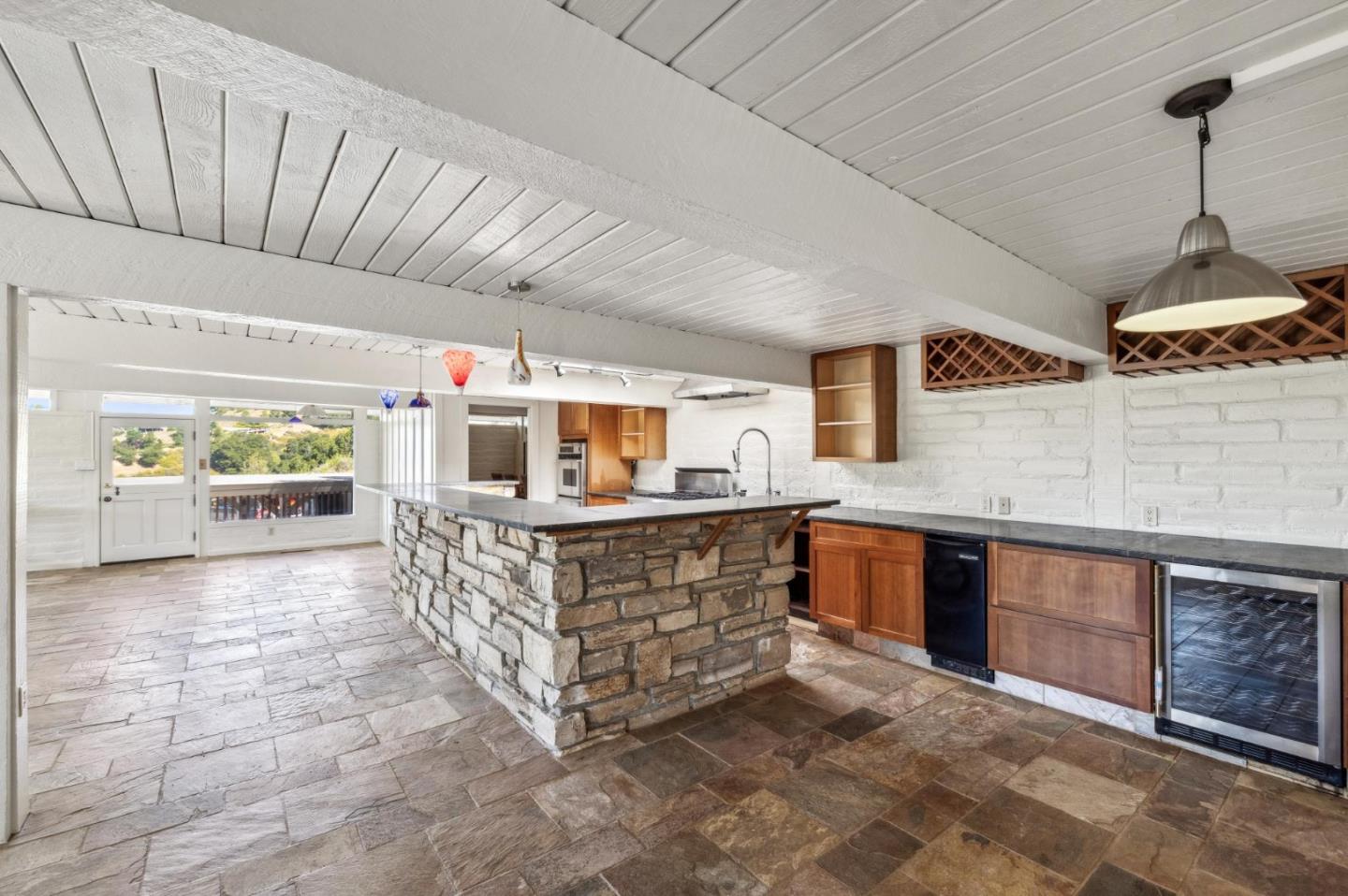 365 Country Club DR