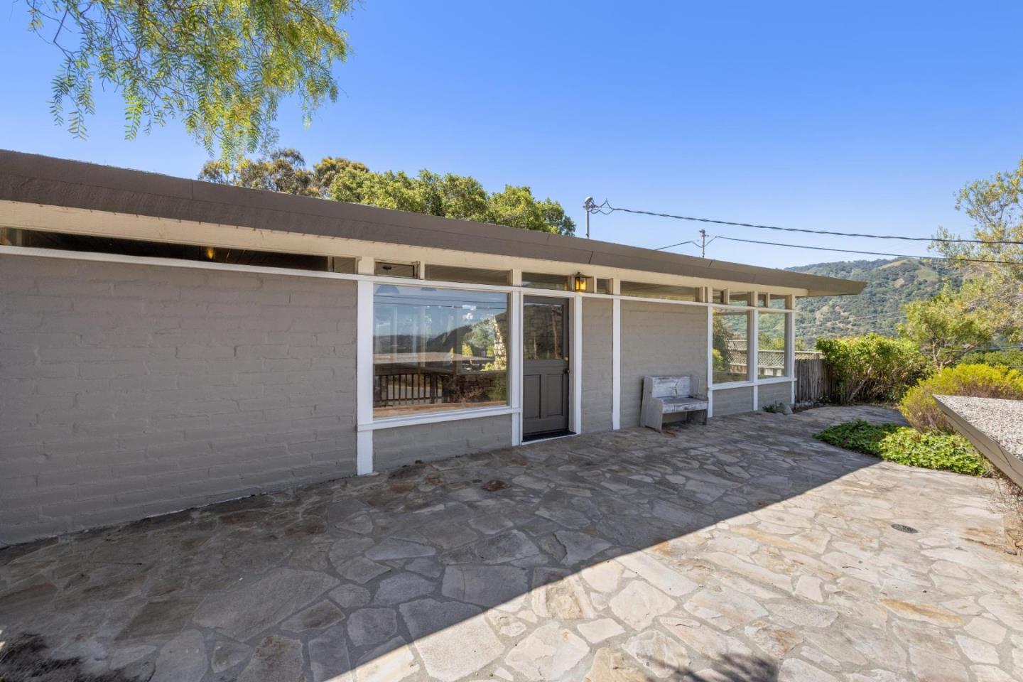 365 Country Club DR
