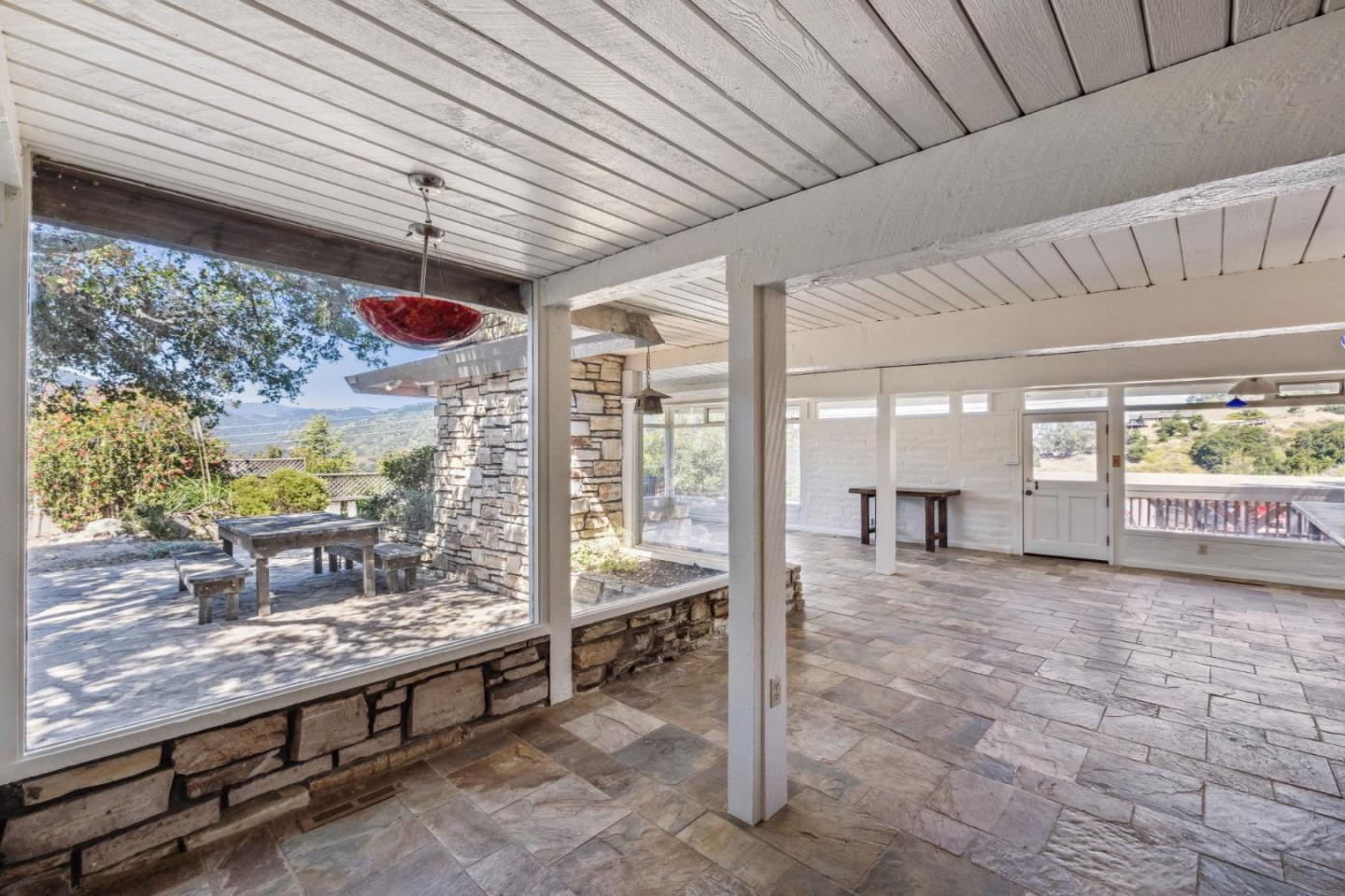 365 Country Club DR