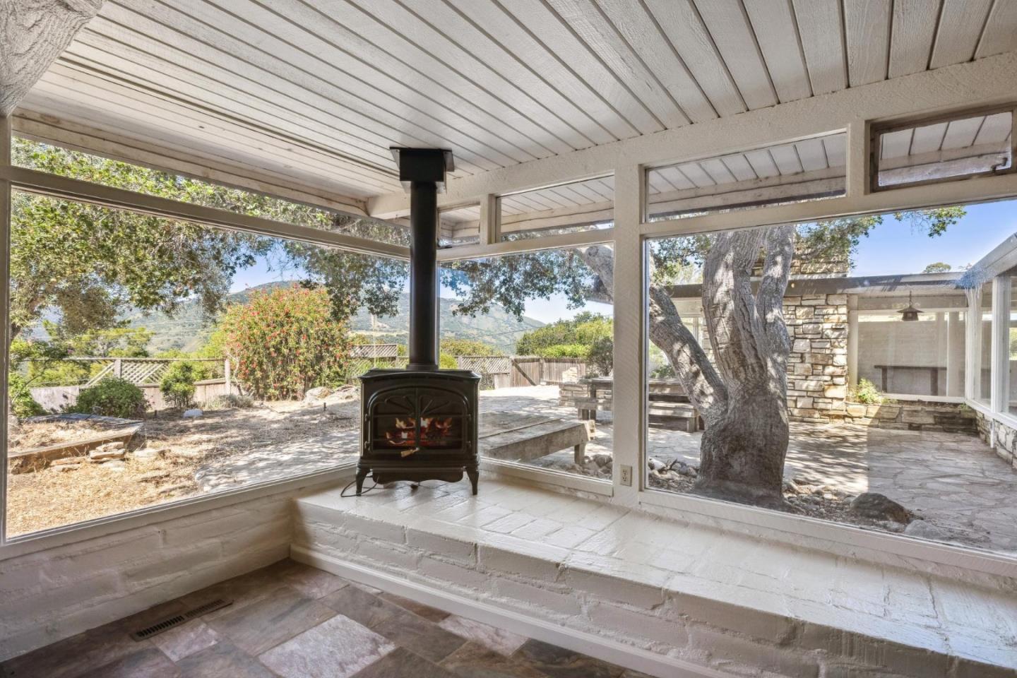 365 Country Club DR