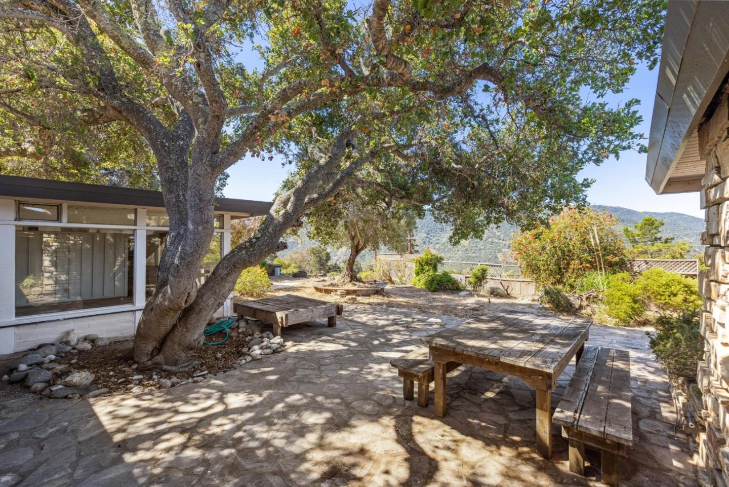365 Country Club DR