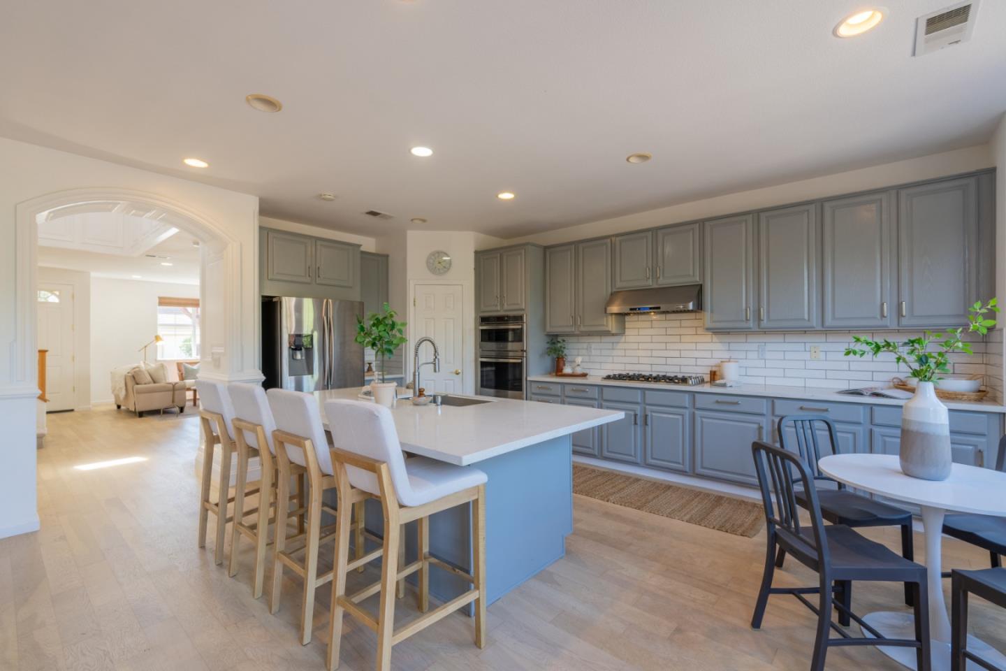 4785 Sea Crest Drive