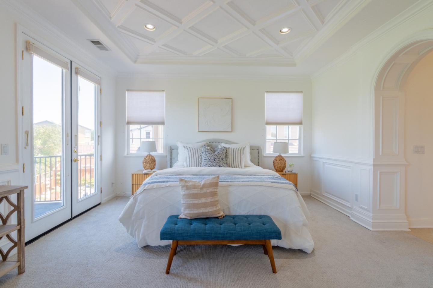 4785 Sea Crest Drive