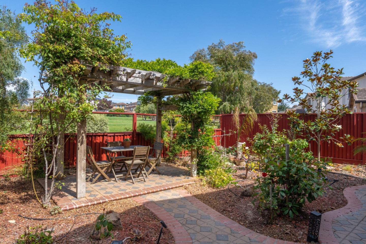 4785 Sea Crest Drive