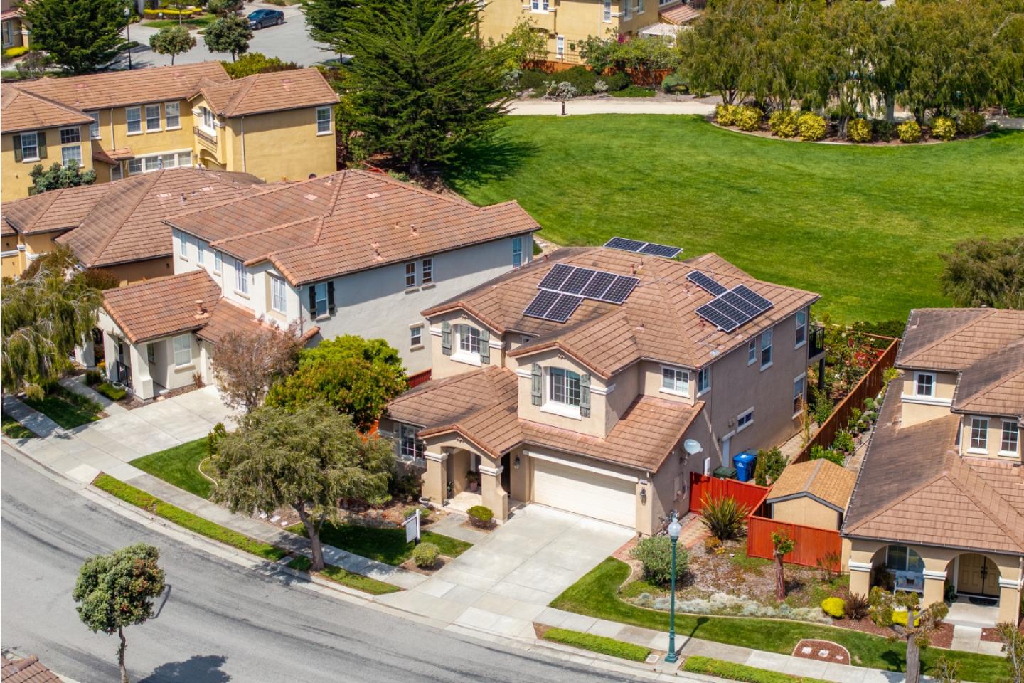 4785 Sea Crest Drive