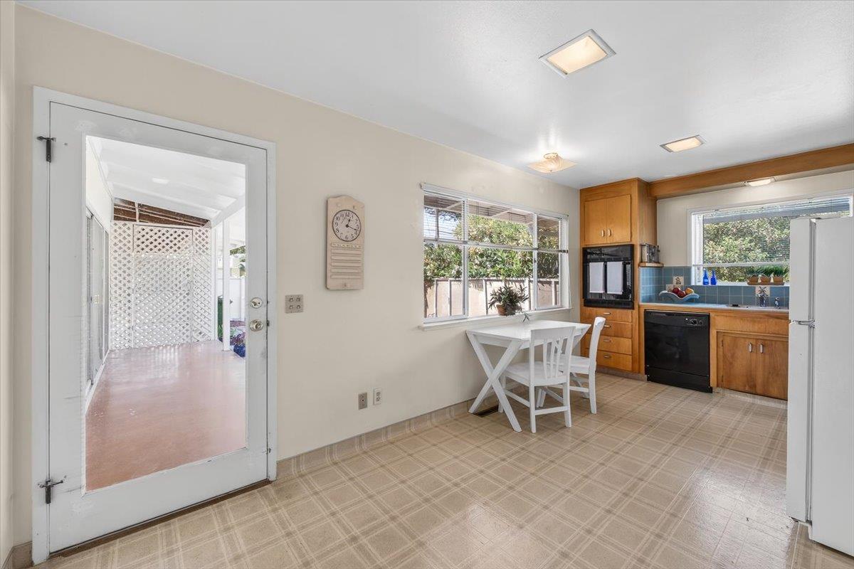 401 Sequoia Avenue