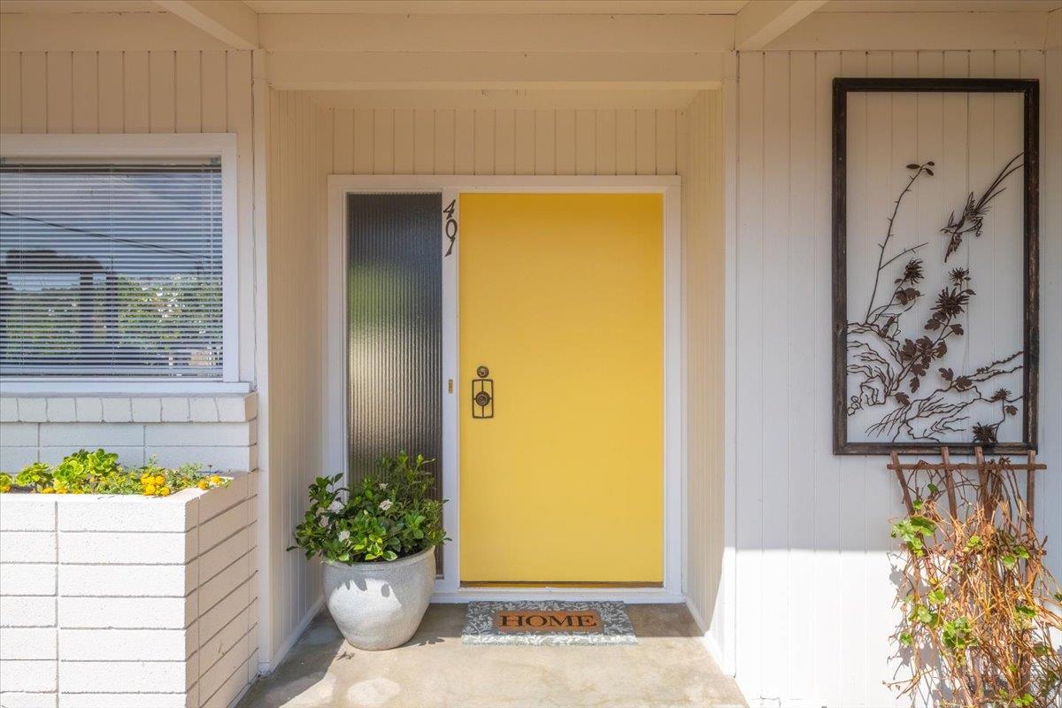 401 Sequoia Avenue