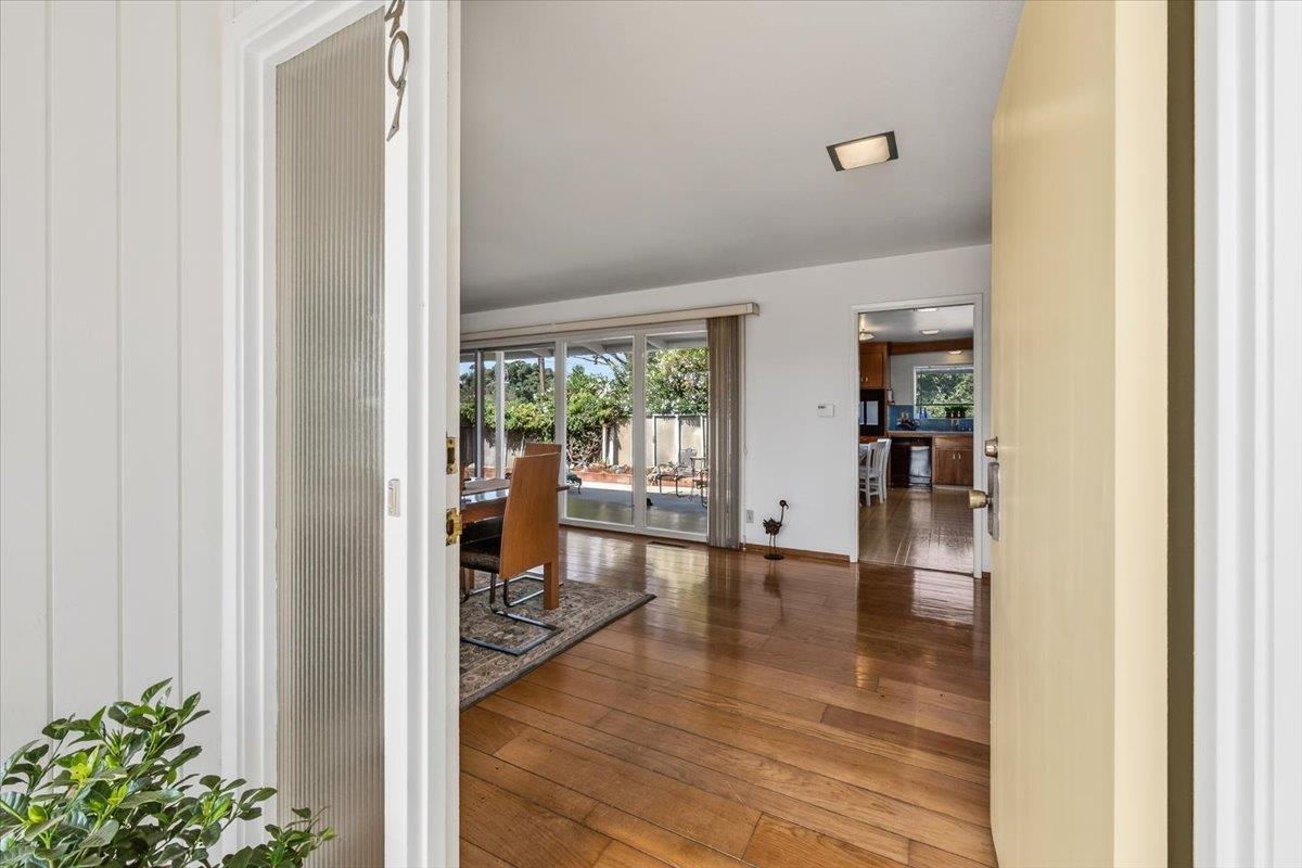401 Sequoia Avenue