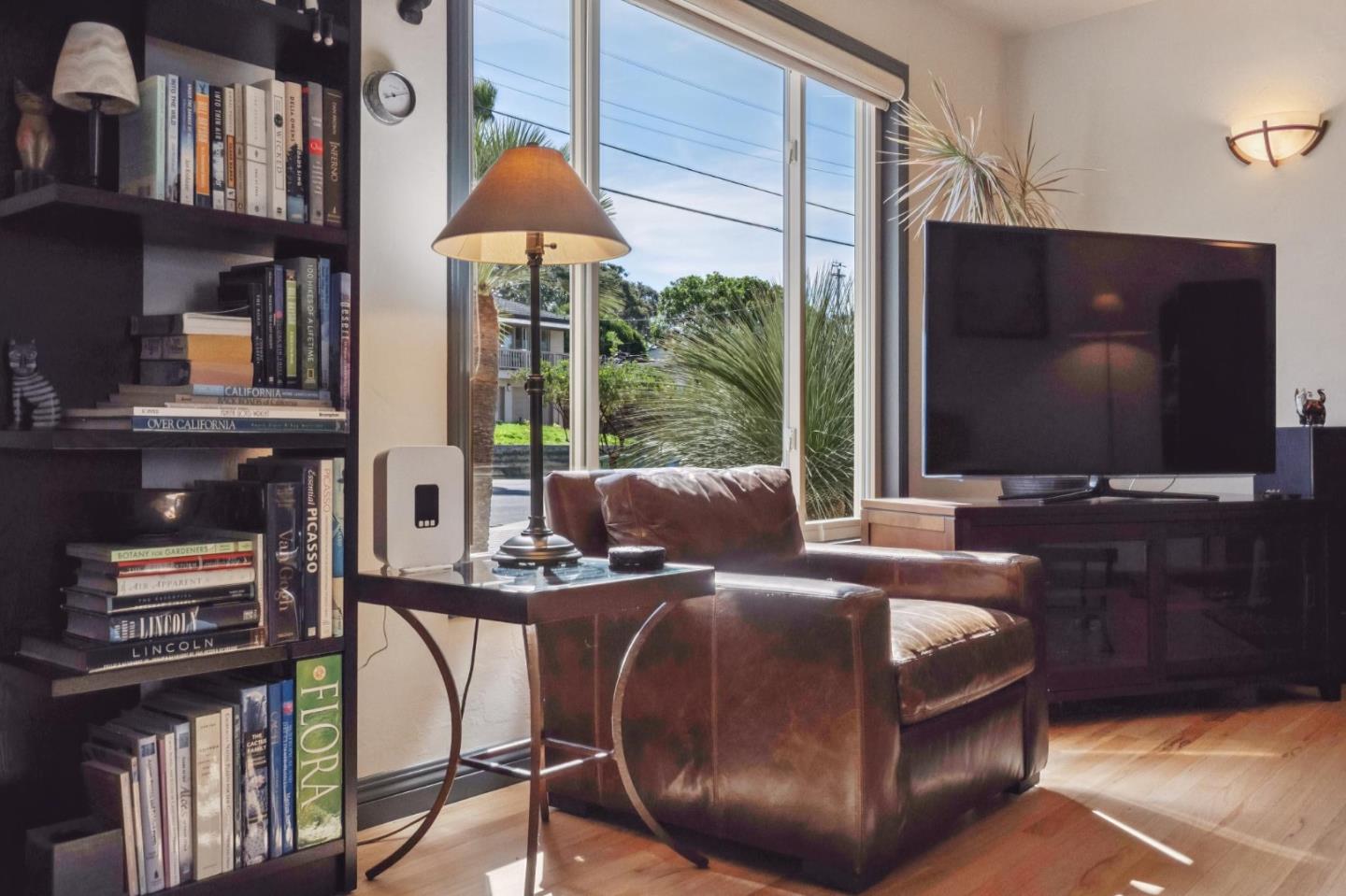 217 Edinburgh Avenue