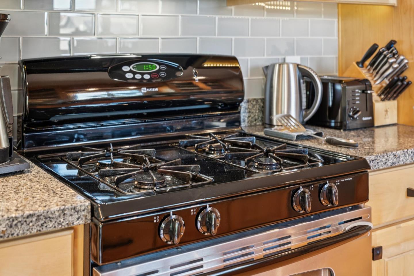 217 Edinburgh Avenue