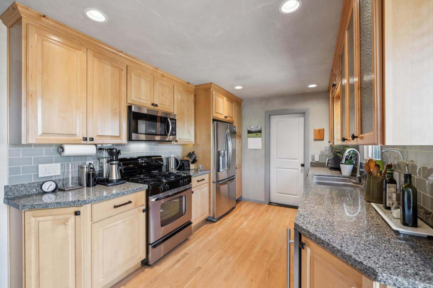 217 Edinburgh Avenue