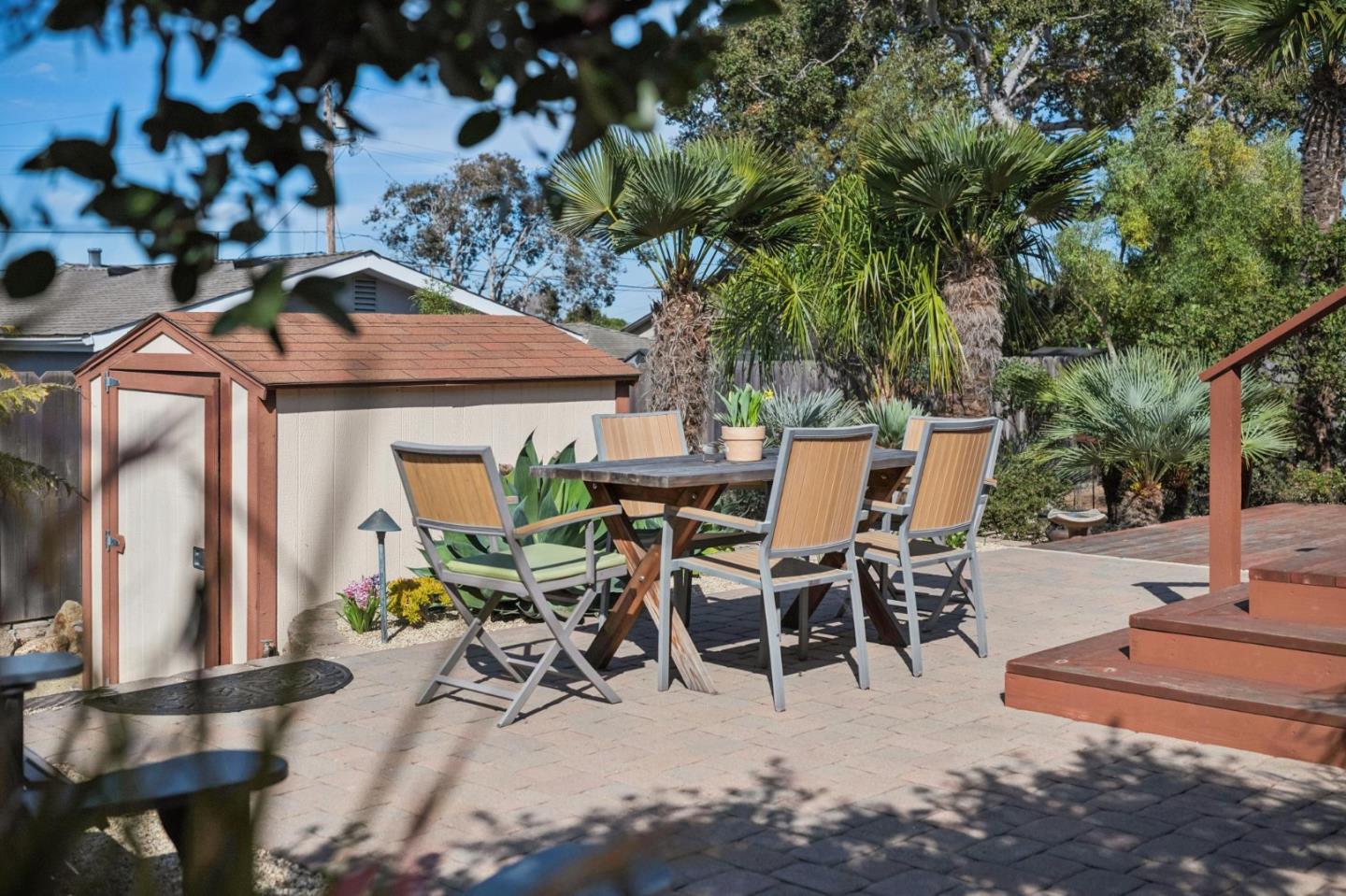 217 Edinburgh Avenue