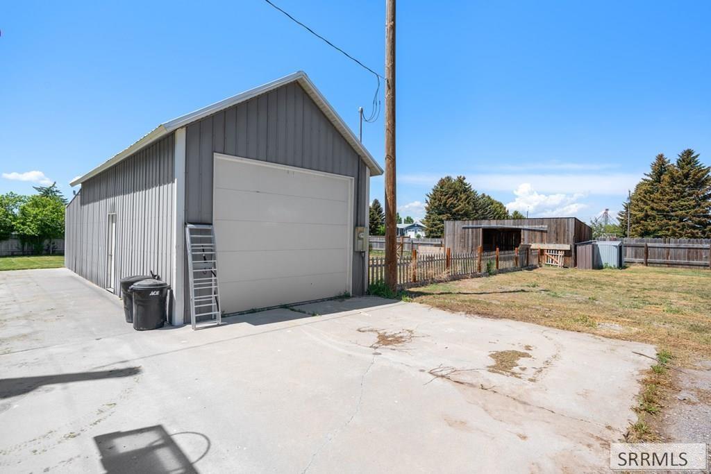 1210 W 100 S, Blackfoot