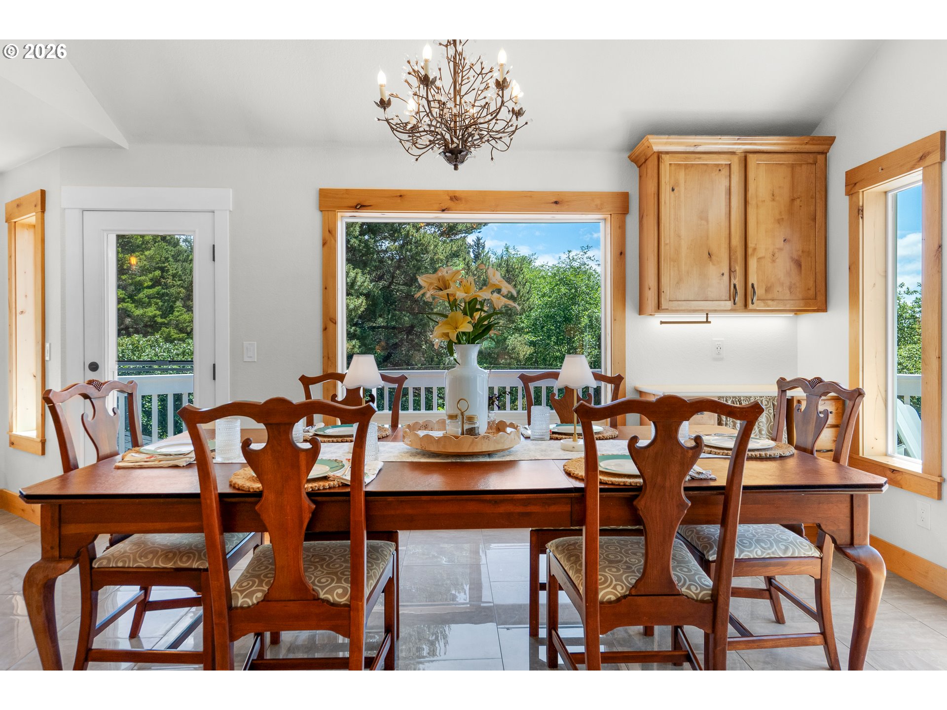 2316 ROYAL VIEW DR