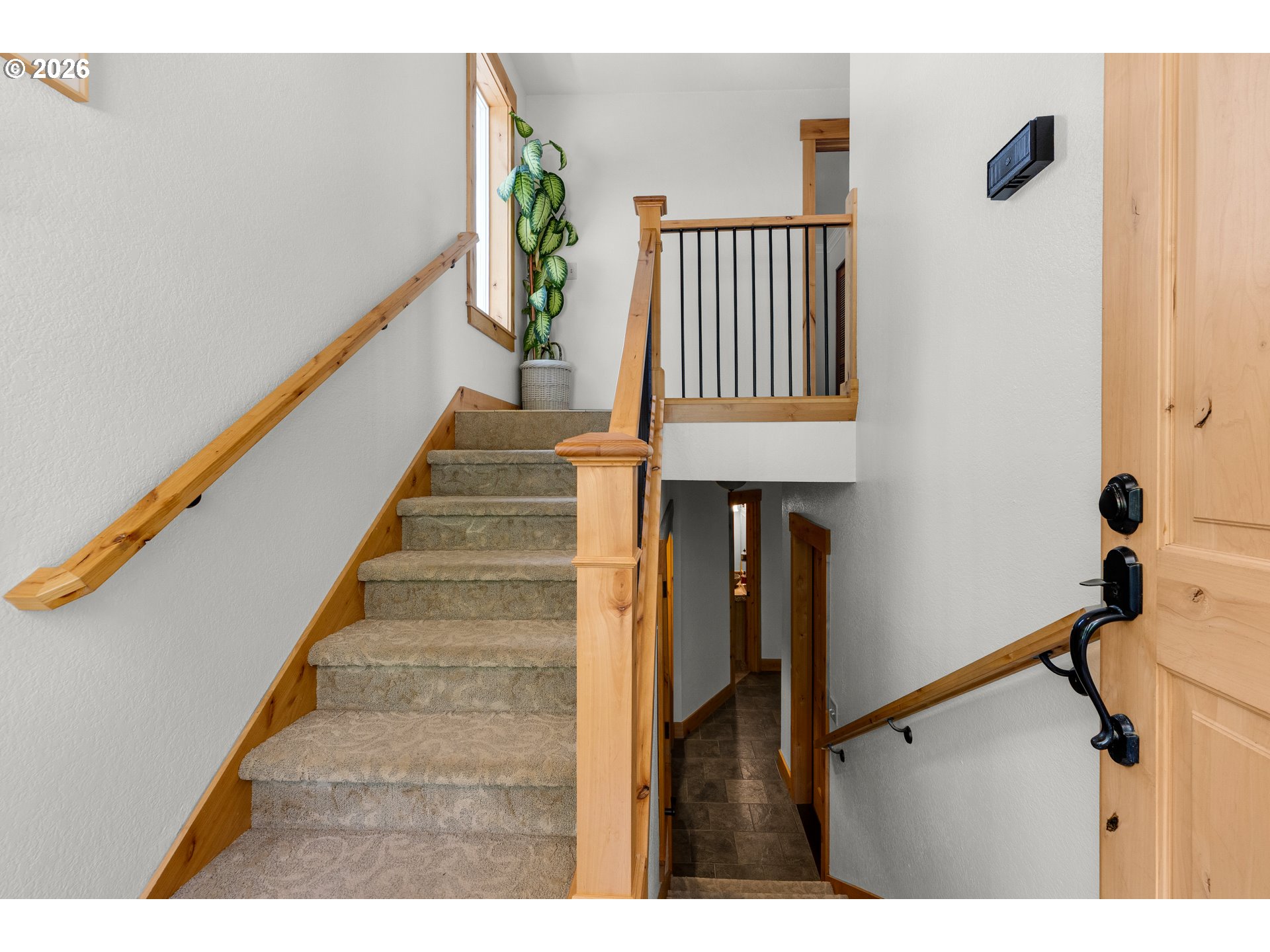 2316 ROYAL VIEW DR