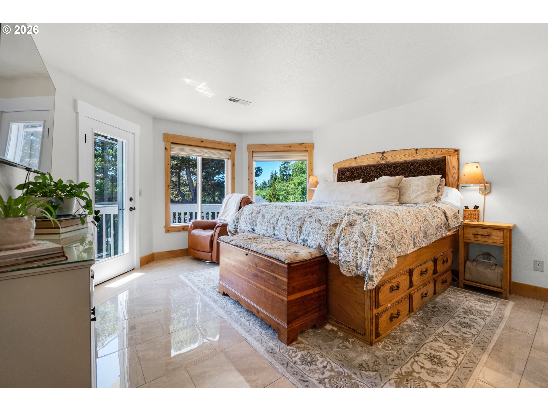 2316 ROYAL VIEW DR