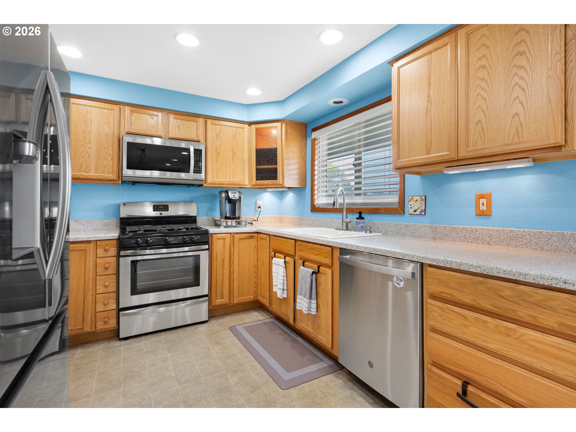 235 W HARBOR ST