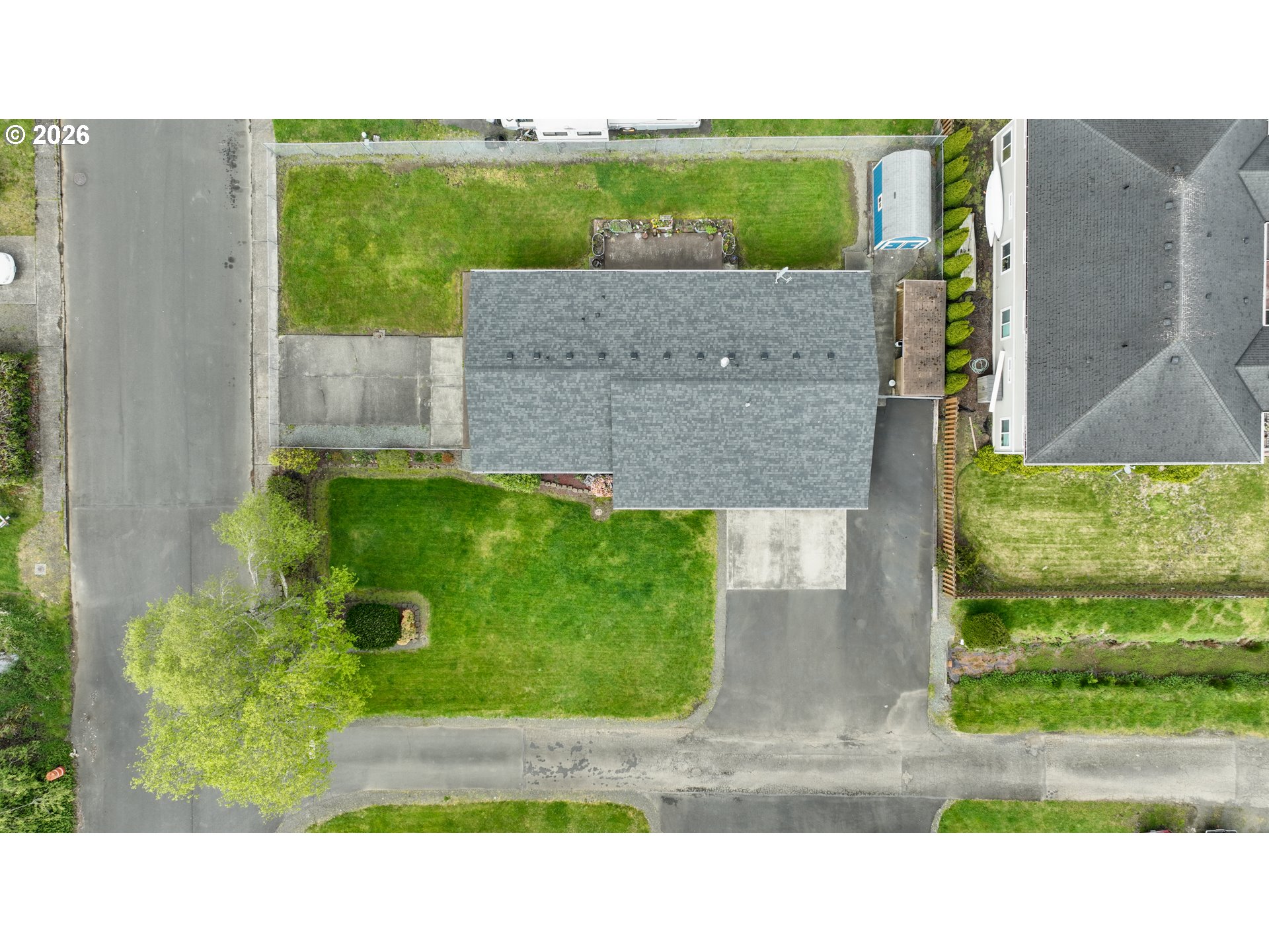 235 W HARBOR ST
