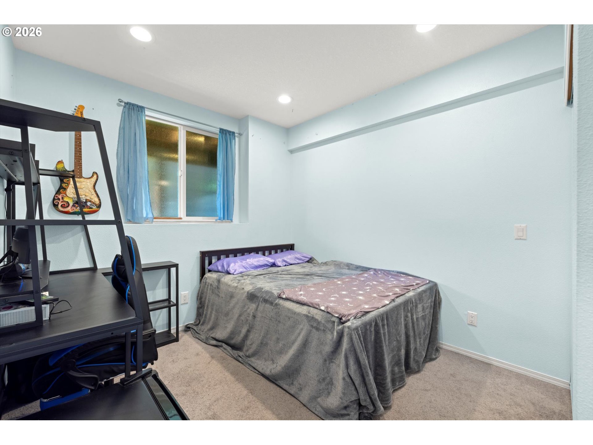 1258 SONORA AVE