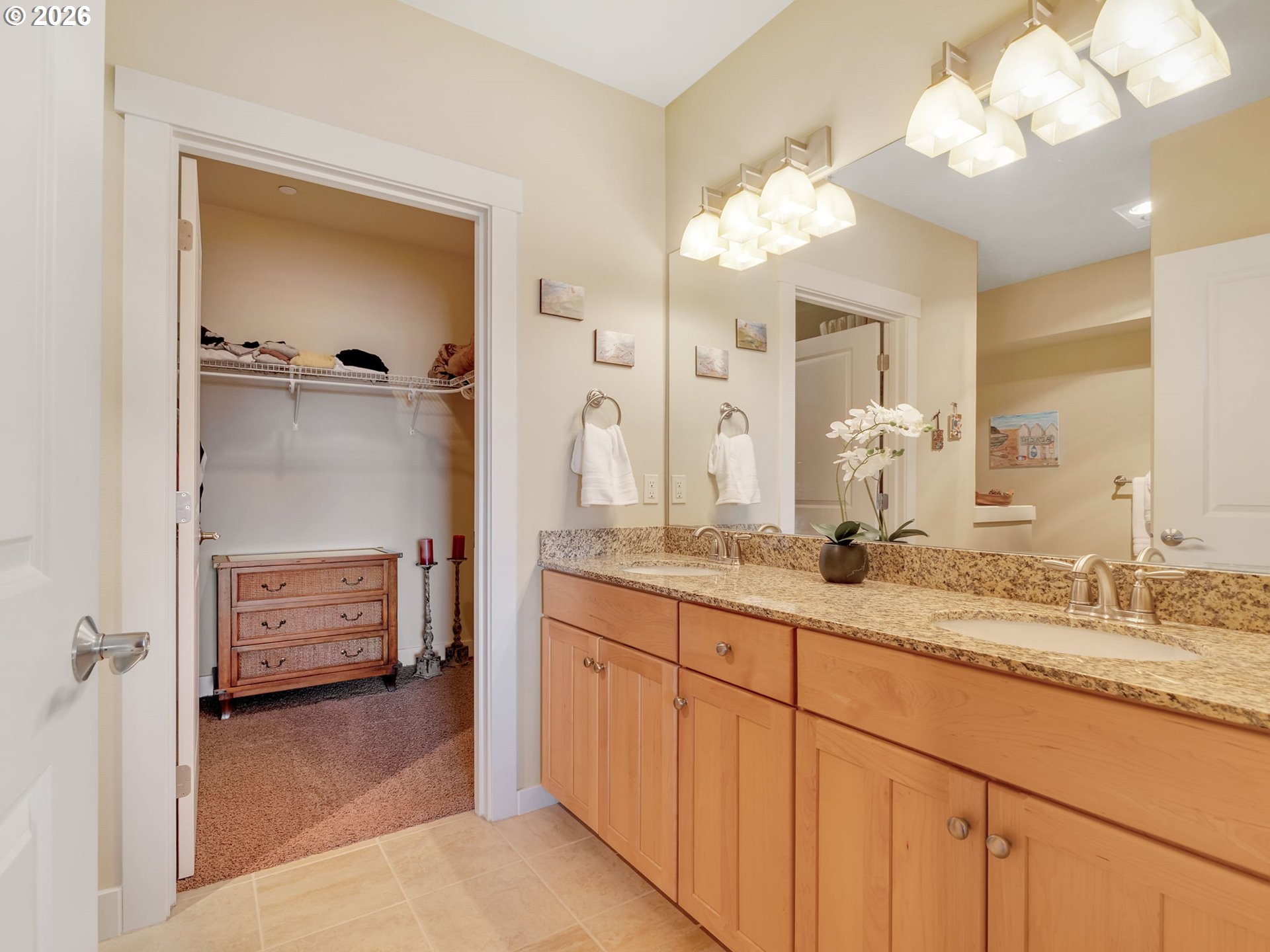 1000 N HOLLADAY DR 304