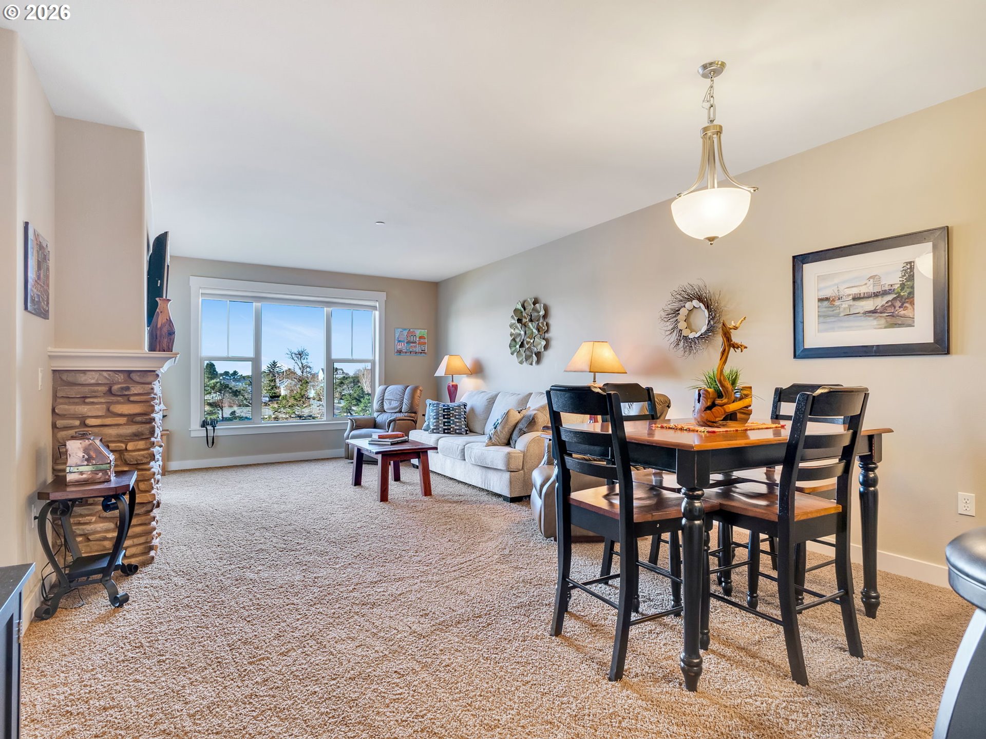 1000 N HOLLADAY DR 304