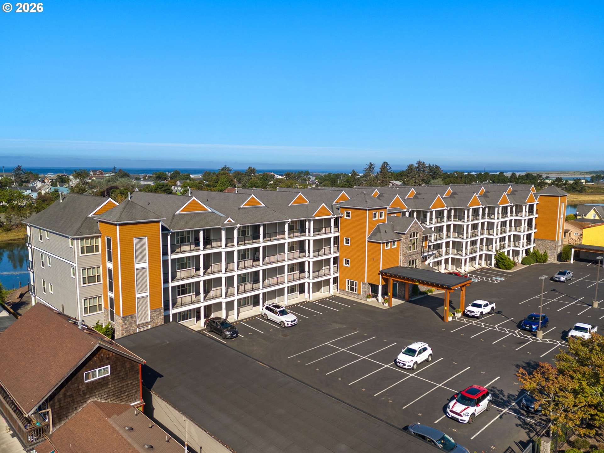 1000 N HOLLADAY DR 304