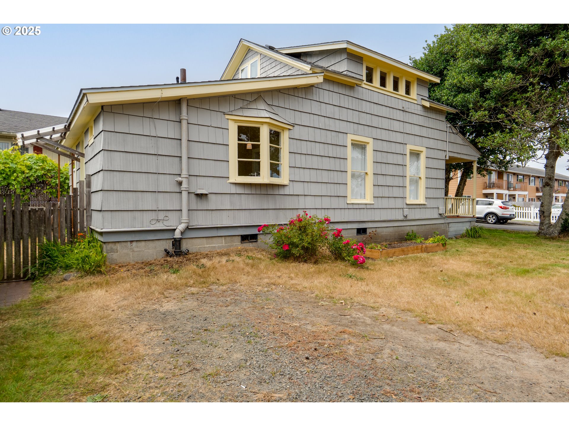 218 NECANICUM DR