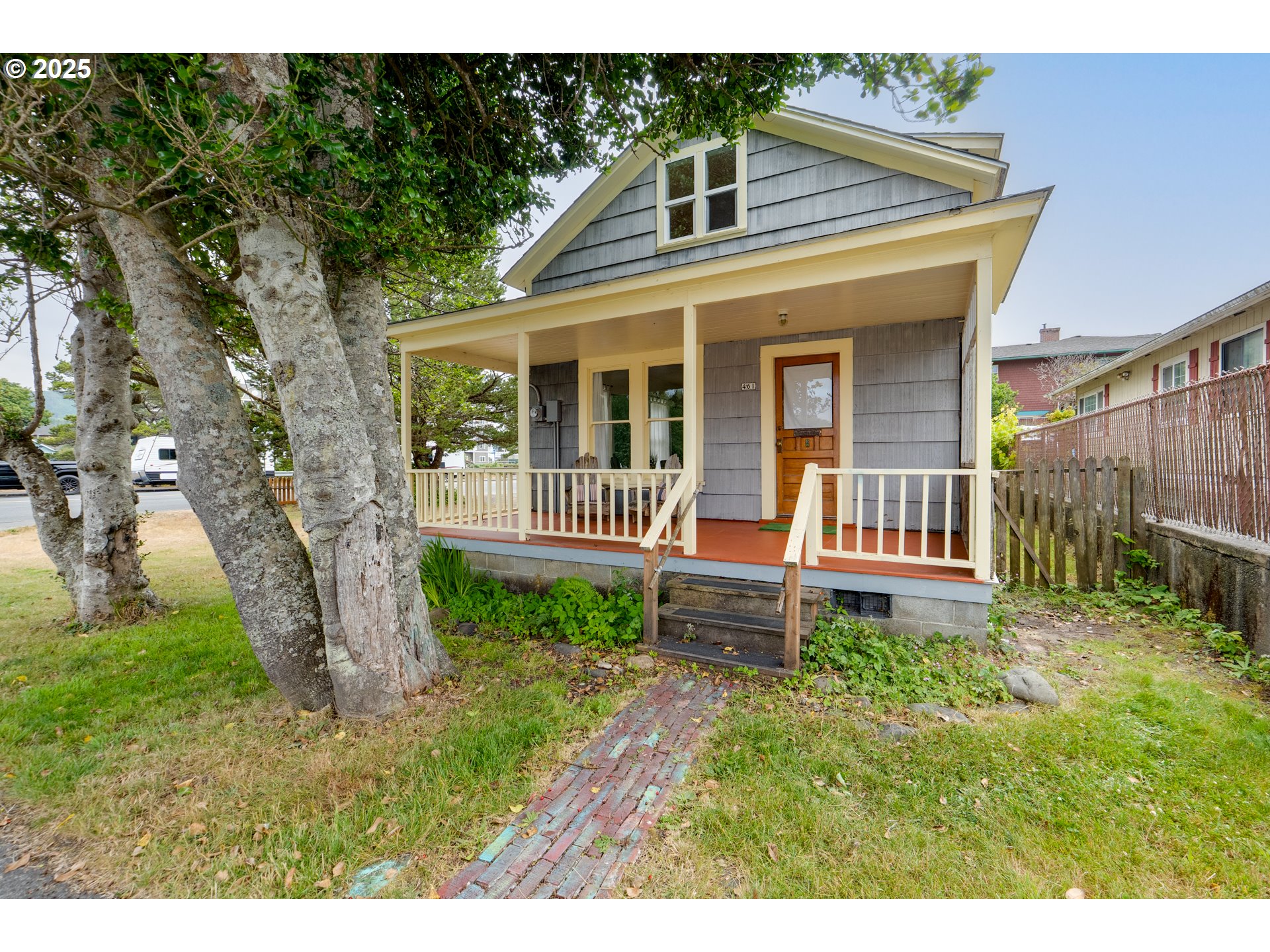 218 NECANICUM DR