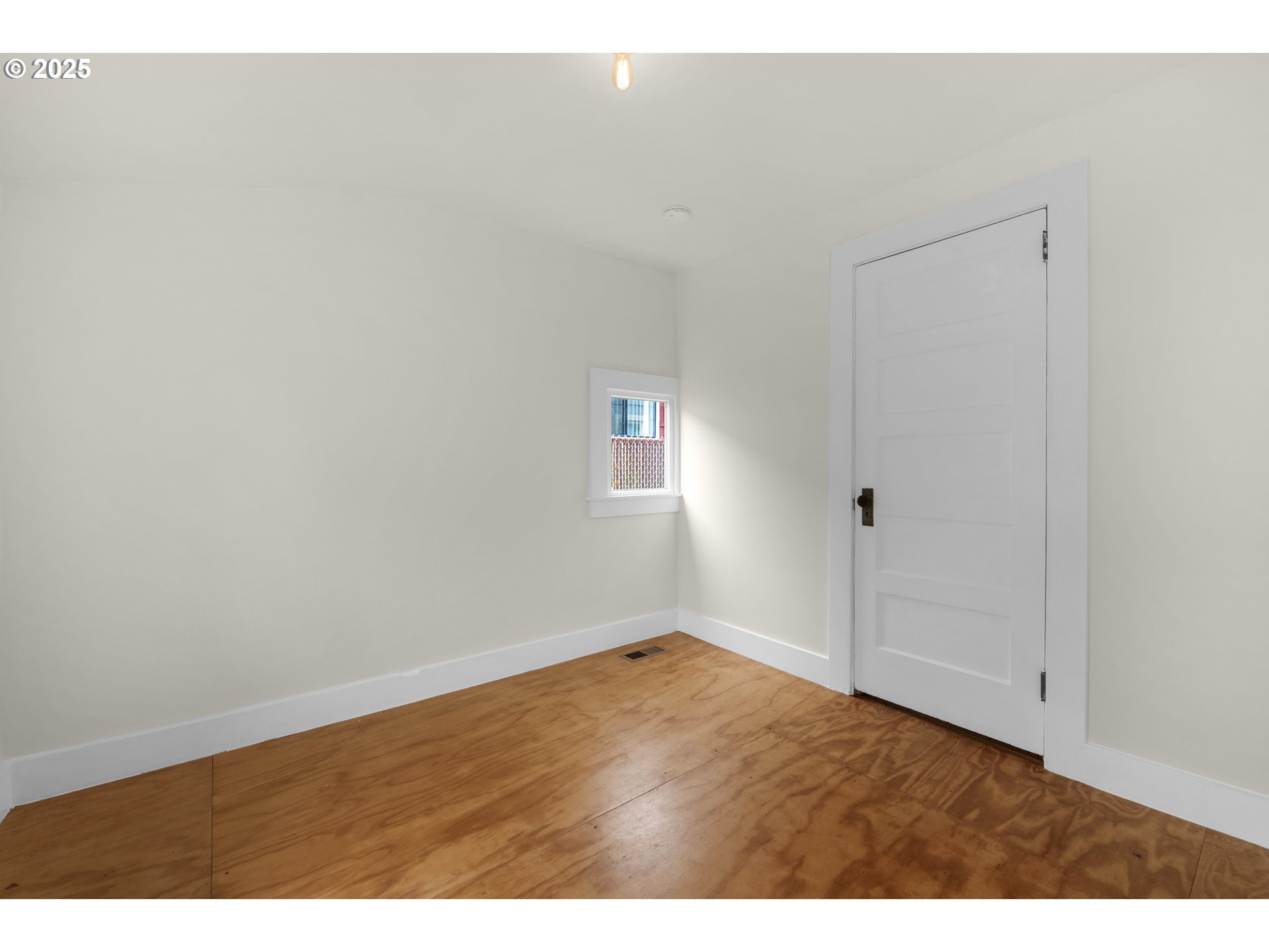 218 NECANICUM DR