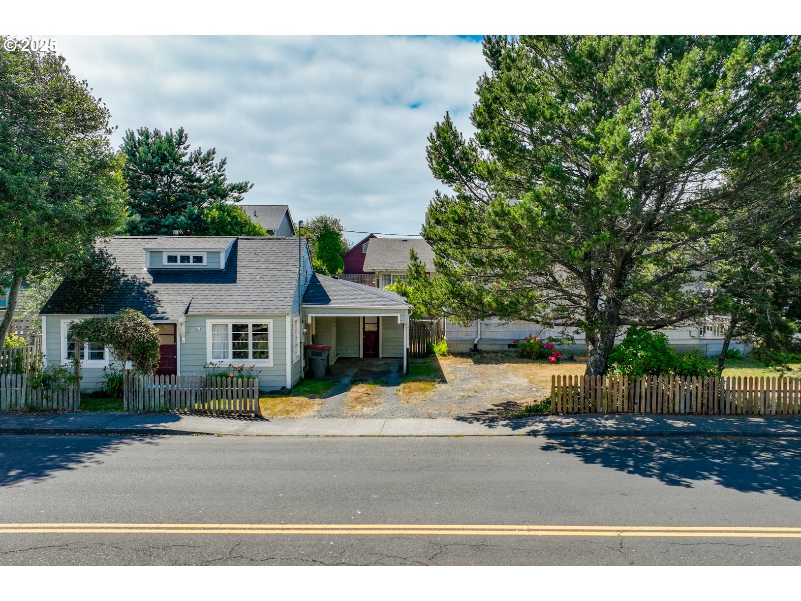 218 NECANICUM DR
