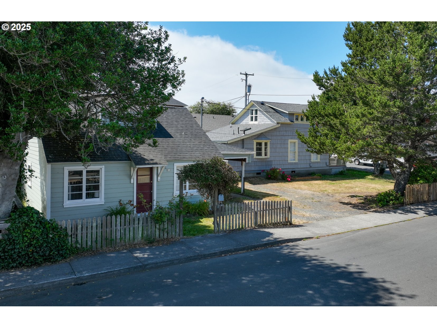 218 NECANICUM DR