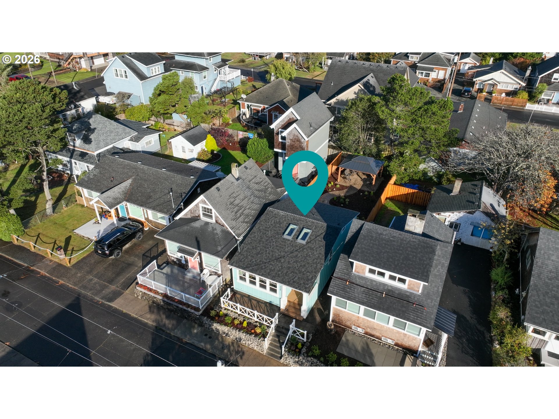 324 6TH AVE