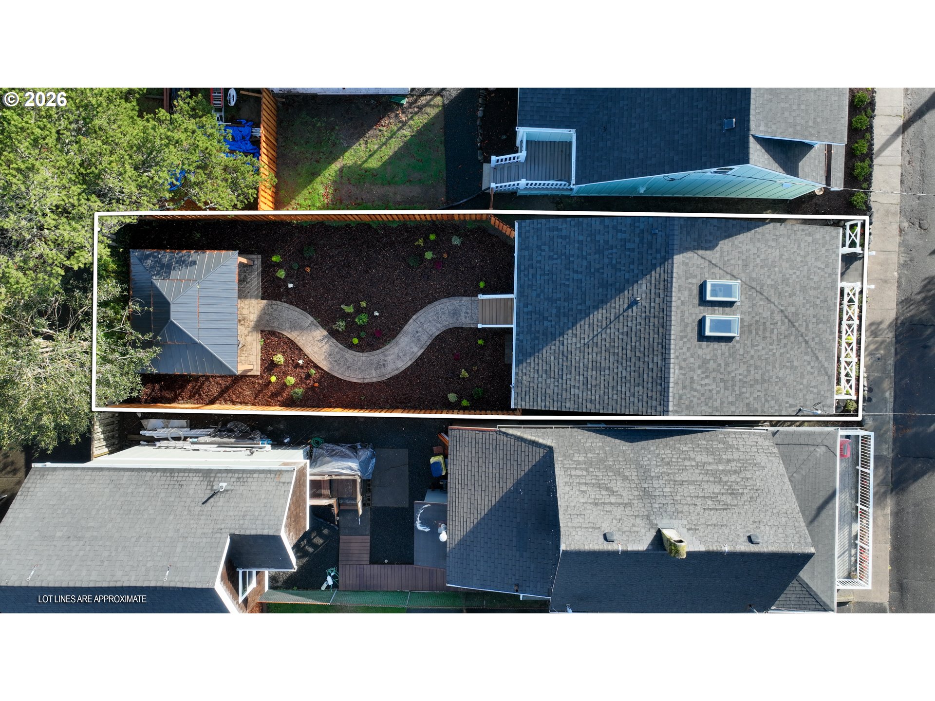 324 6TH AVE