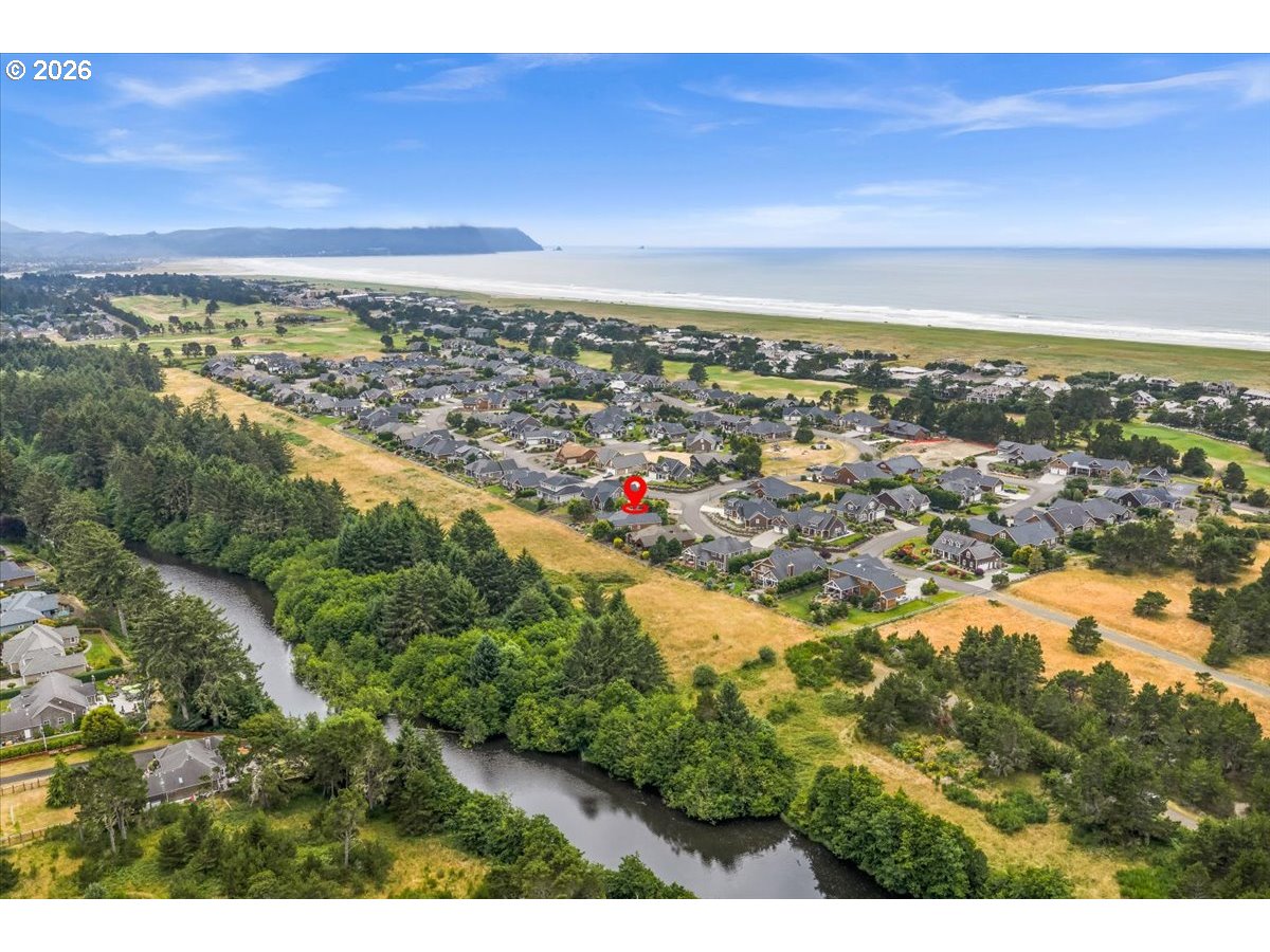 5295 Drummond Dr, Gearhart