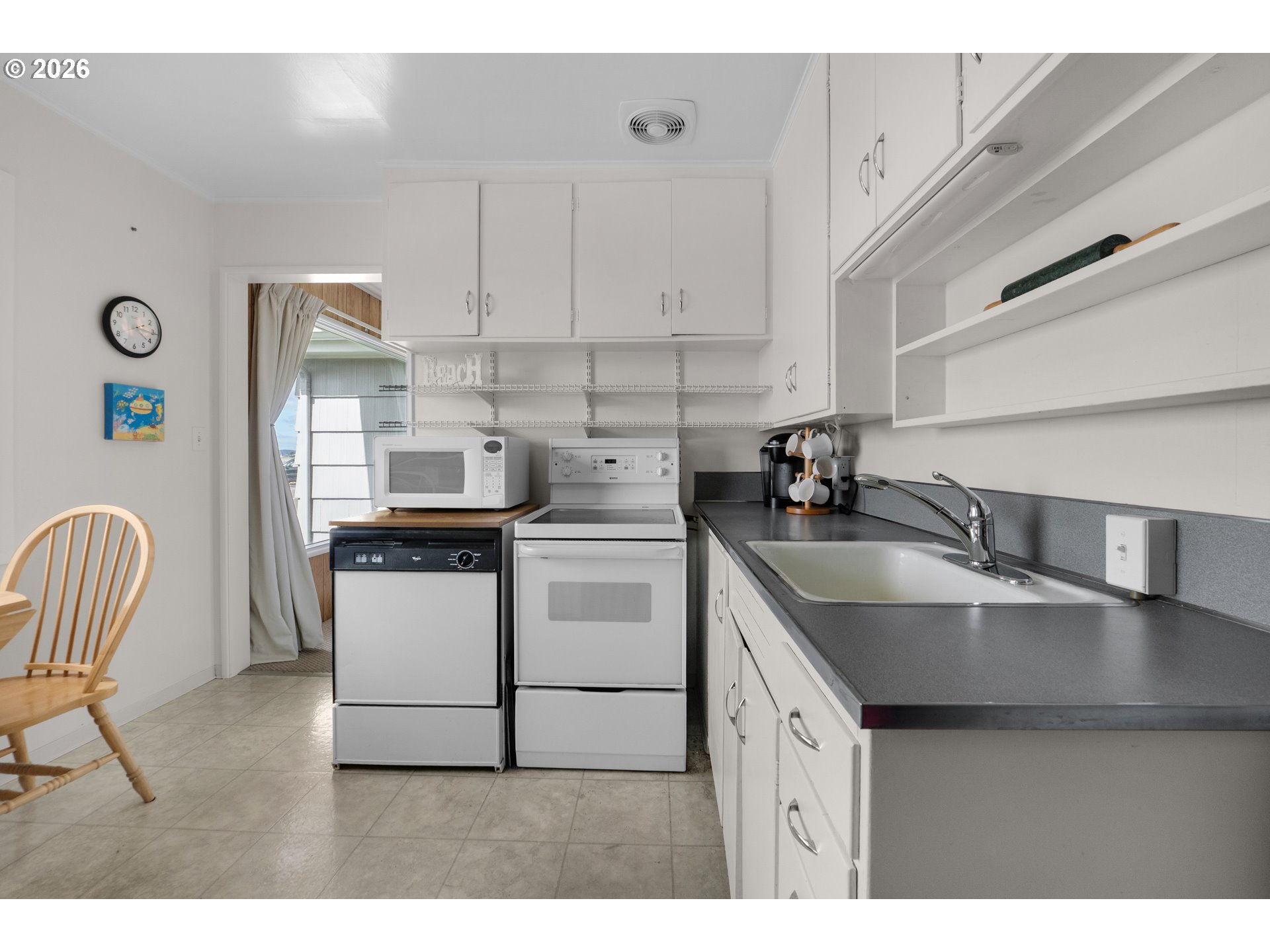 2977 Sunset Blvd, Seaside
