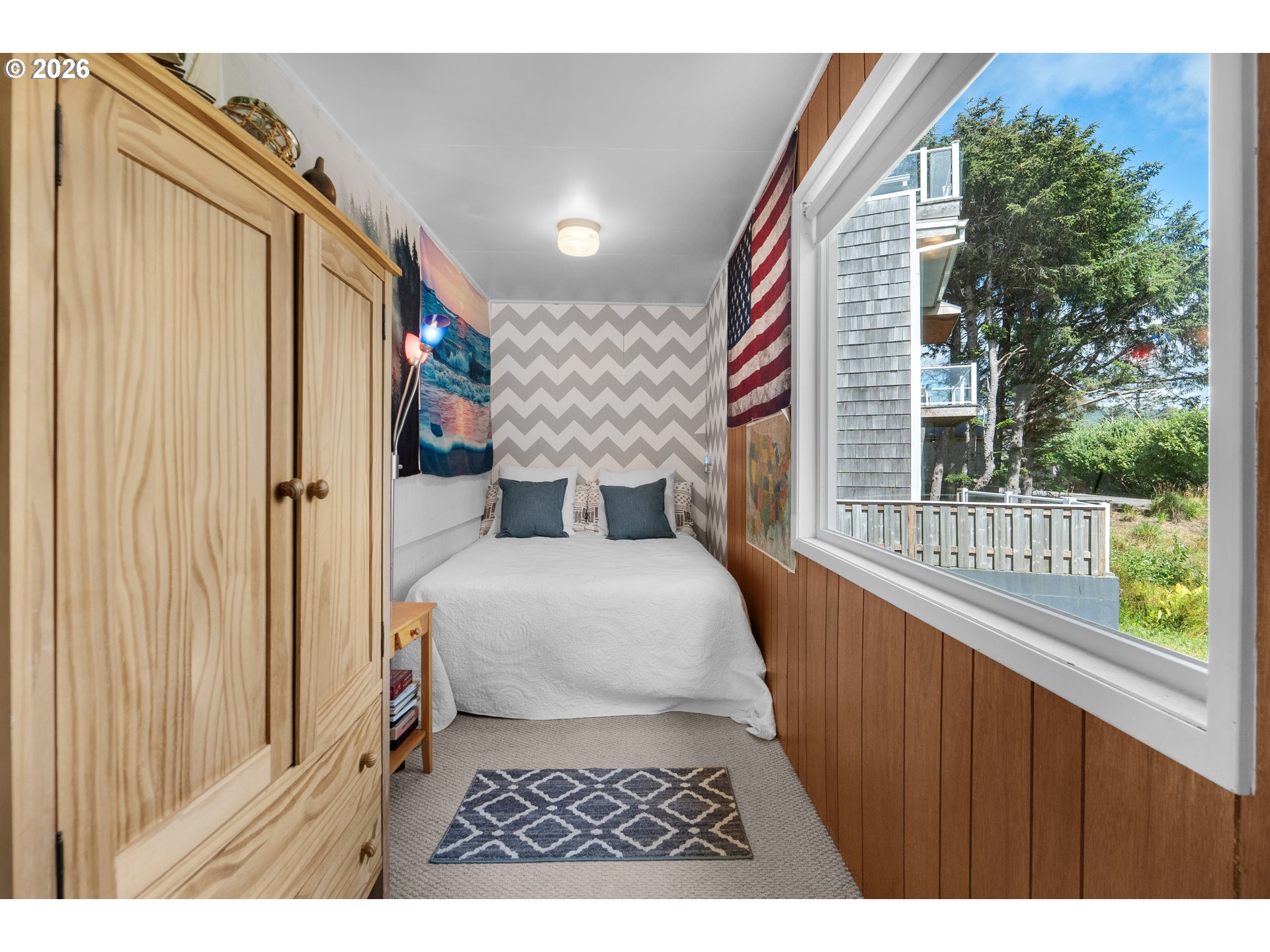 2977 Sunset Blvd, Seaside