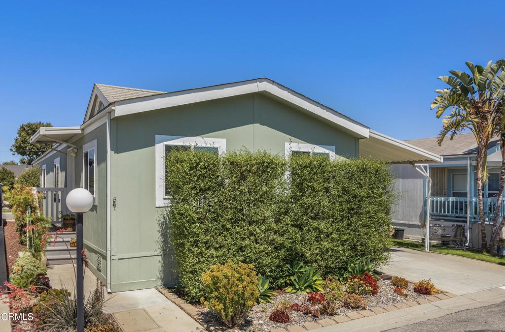 11100 Telegraph Road 4