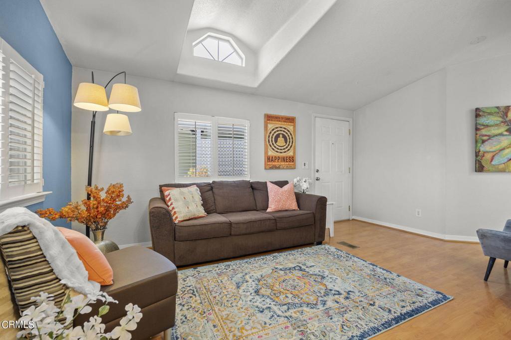 11100 Telegraph Road 4