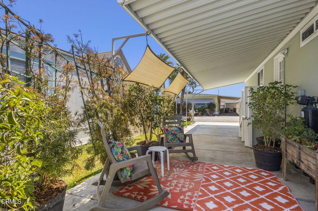 11100 Telegraph Road 4