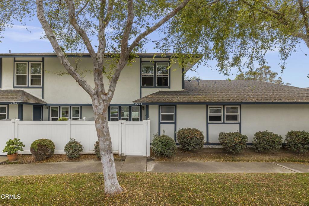 2204 Miramar Walk