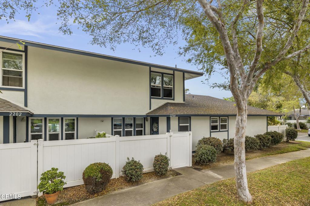 2204 Miramar Walk