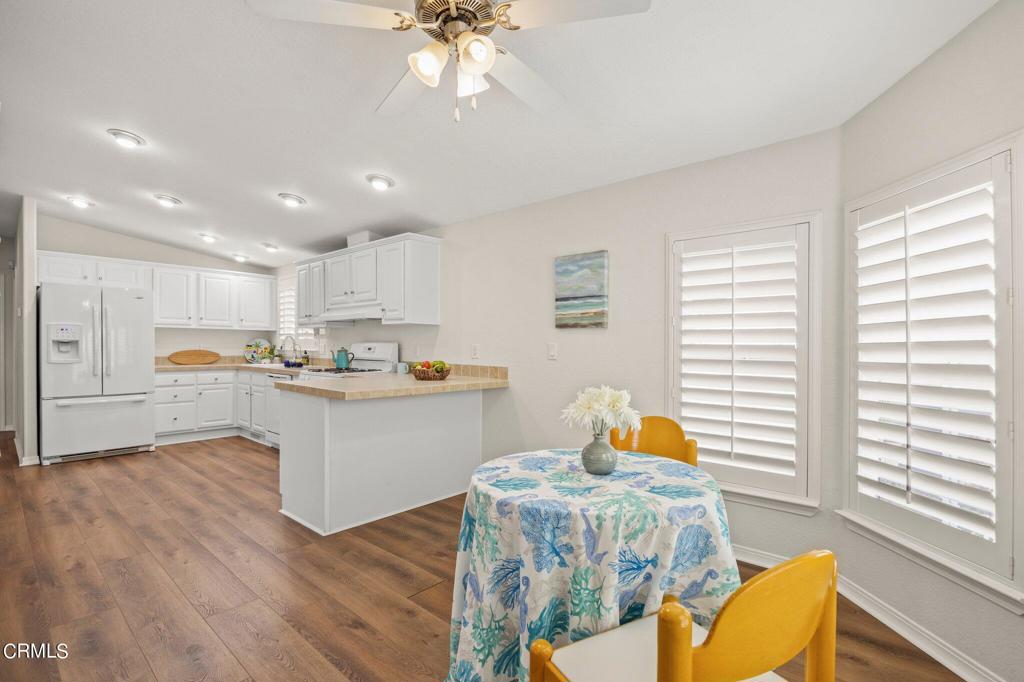 1215 Anchors Way Drive 129