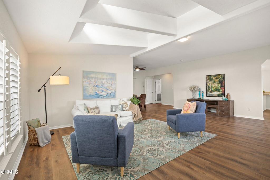 1215 Anchors Way Drive 129