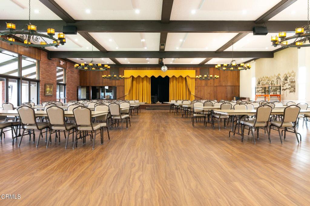 1215 Anchors Way Drive 129