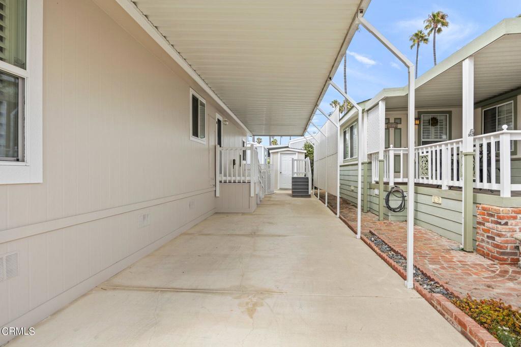 1215 Anchors Way Drive 129