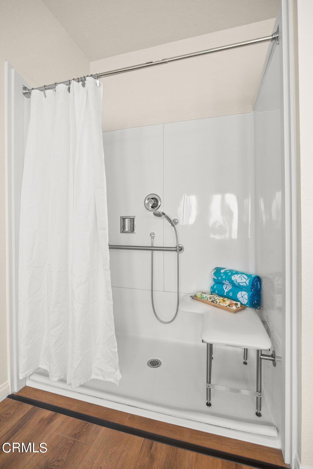 1215 Anchors Way Drive 129